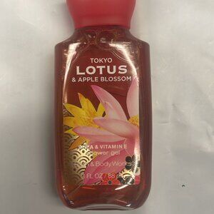 Bath & Body Works Body Wash Tokyo Lotus & Apple Blossom Shower Gel 3FL OZ / 88m